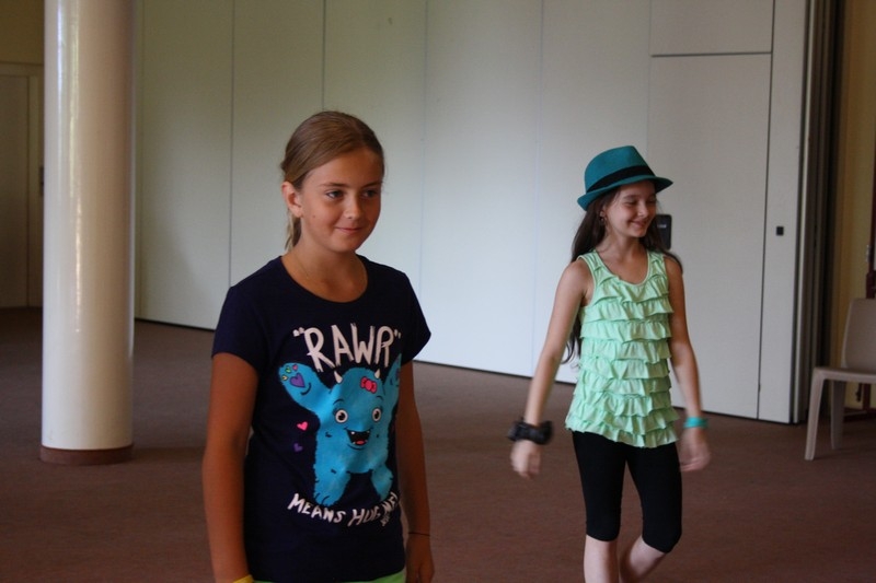 Village Camps International Summer Camp Leysin, Switzerland 2026-07-18 https://www.villagecamps.com/journals_admin/images/686-20-dance (31).jpg